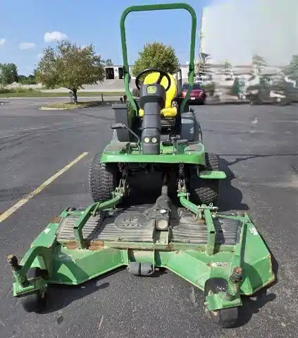 Photo de la Galerie 2 pour 2016 John Deere 1580 Tondeuse frontale