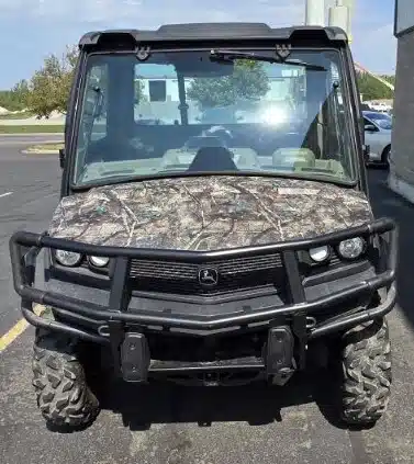 Gallery image 2 for 2022 John Deere XUV 835R Utility Vehicle