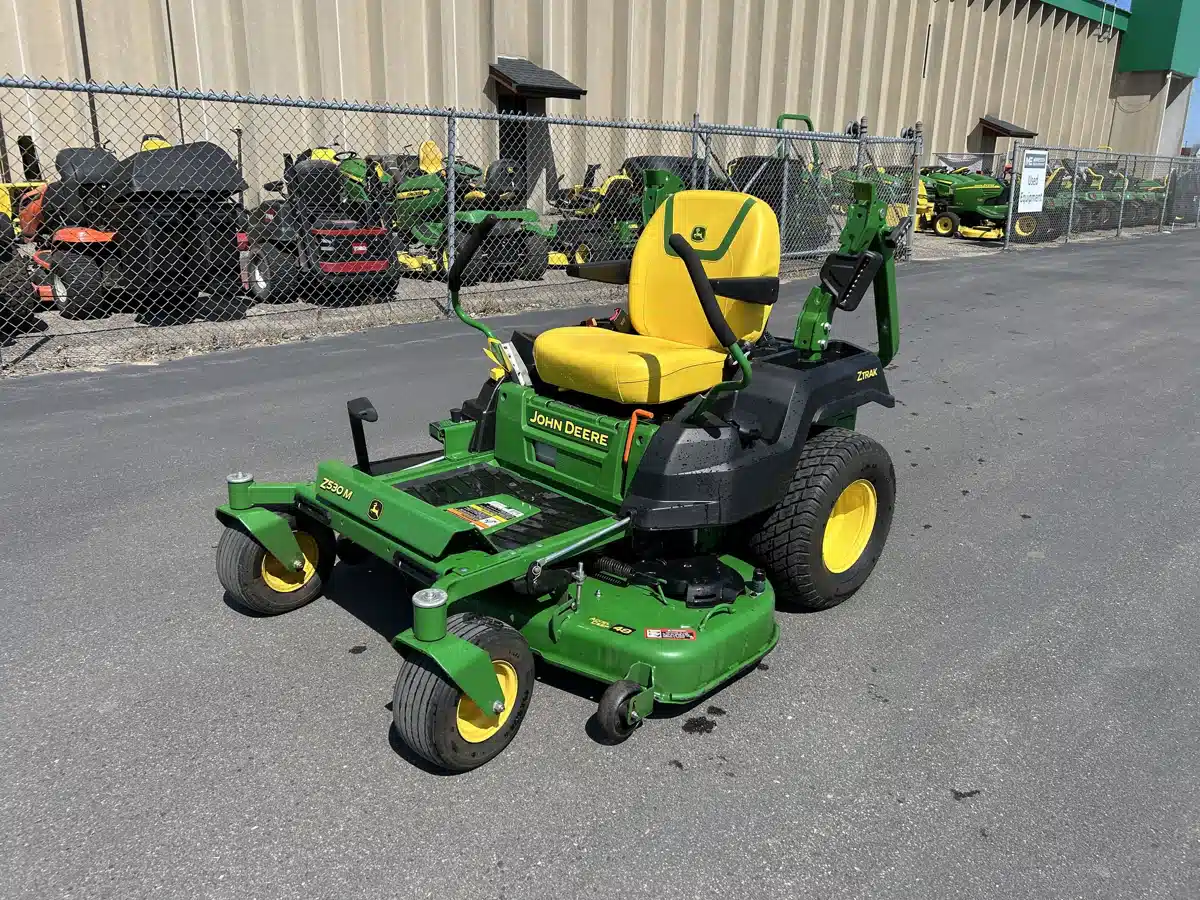 Gallery image 2 for 2022 John Deere Z530M Mower - Zero Turn