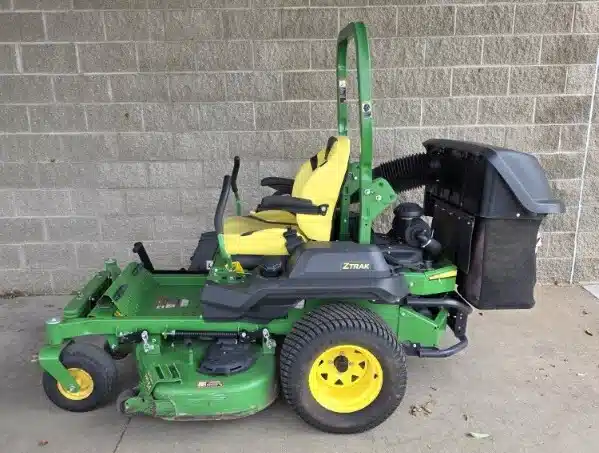 Gallery image 1 for 2019 John Deere Z740R Mower - Zero Turn