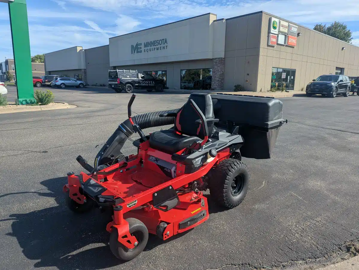 Gallery image 2 for 2023 Gravely 918008 ZTX 42 Mower - Zero Turn