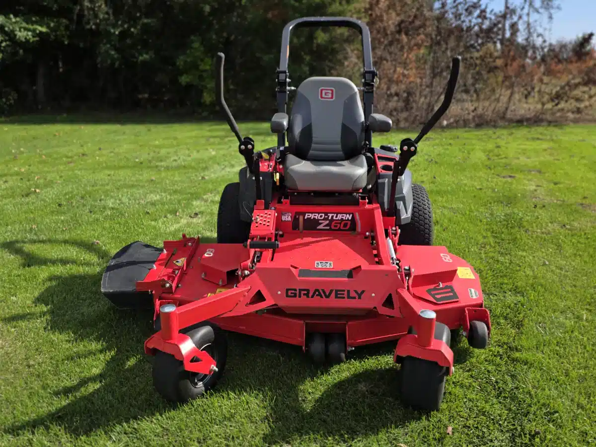Gallery image 2 for 2019 Gravely 991190 Mower - Zero Turn