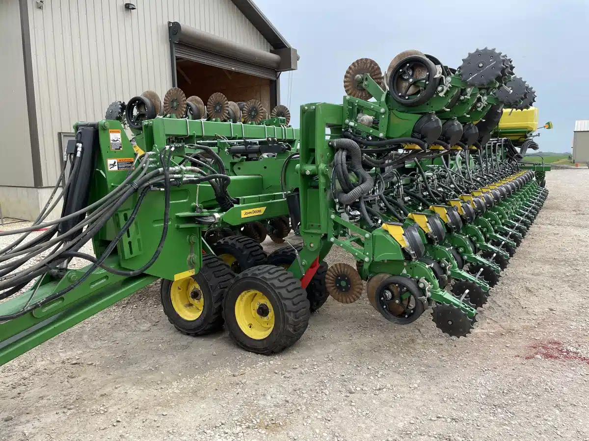 Gallery image 2 for Used 2023 John Deere DB120 Planter