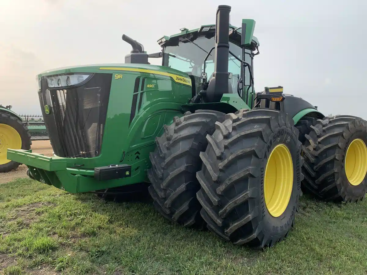 Gallery image 2 for Used 2023 John Deere 9R 490 Tractor
