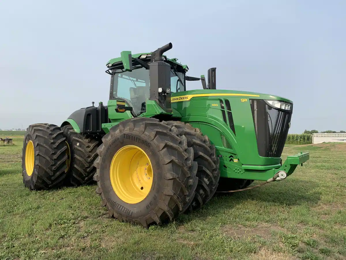Gallery image 1 for Used 2023 John Deere 9R 490 Tractor