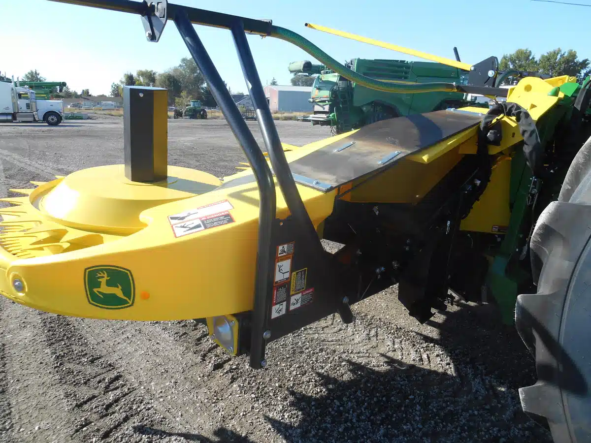 Gallery image 1 for Used 2023 John Deere 778 Header - Rotary