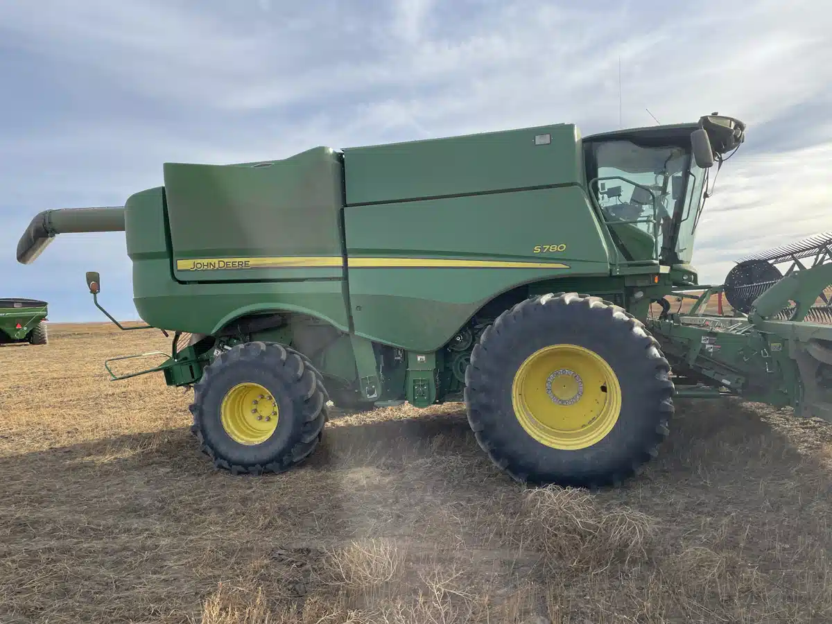 Gallery image 1 for Used 2021 John Deere S780 Combine