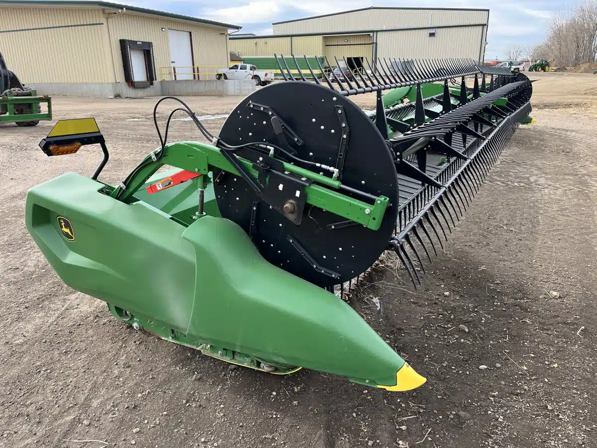 Gallery image 1 for Used 2021 John Deere RD45F Header Combine