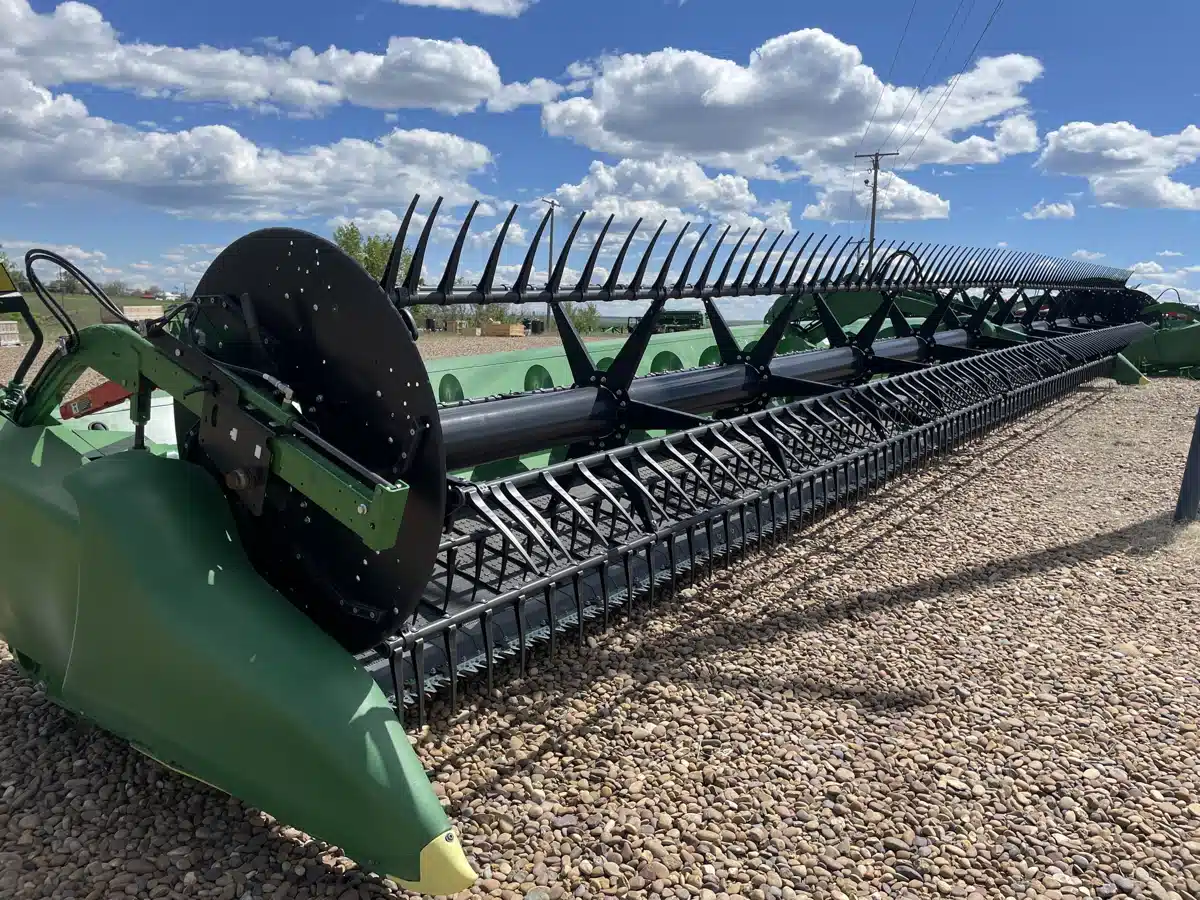Gallery image 1 for Used 2023 John Deere RD45F Header - Flex