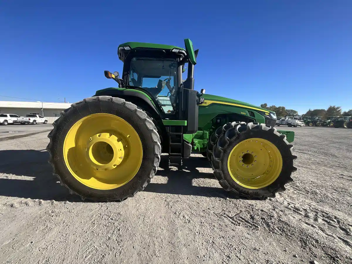 Gallery image 1 for Used 2023 John Deere 8R 340 Tractor