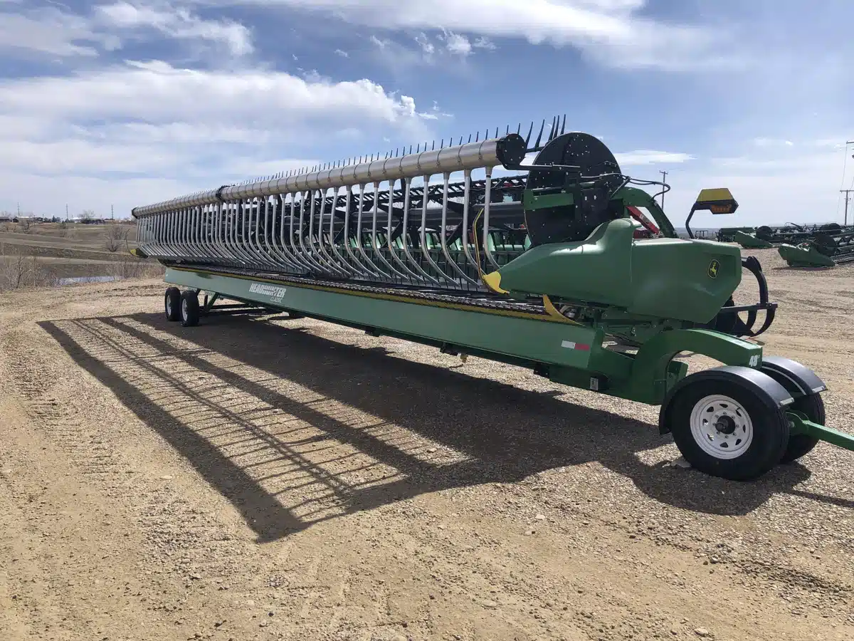 Gallery image 2 for Used 2021 John Deere RD45F Header Combine
