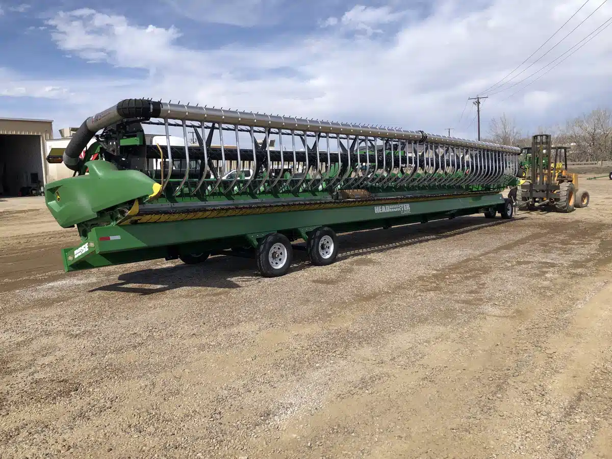 Gallery image 2 for Used 2021 John Deere RD45F Header Combine