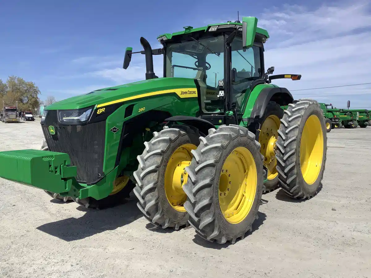 Gallery image 1 for Used 2023 John Deere 8R 280 Tractor