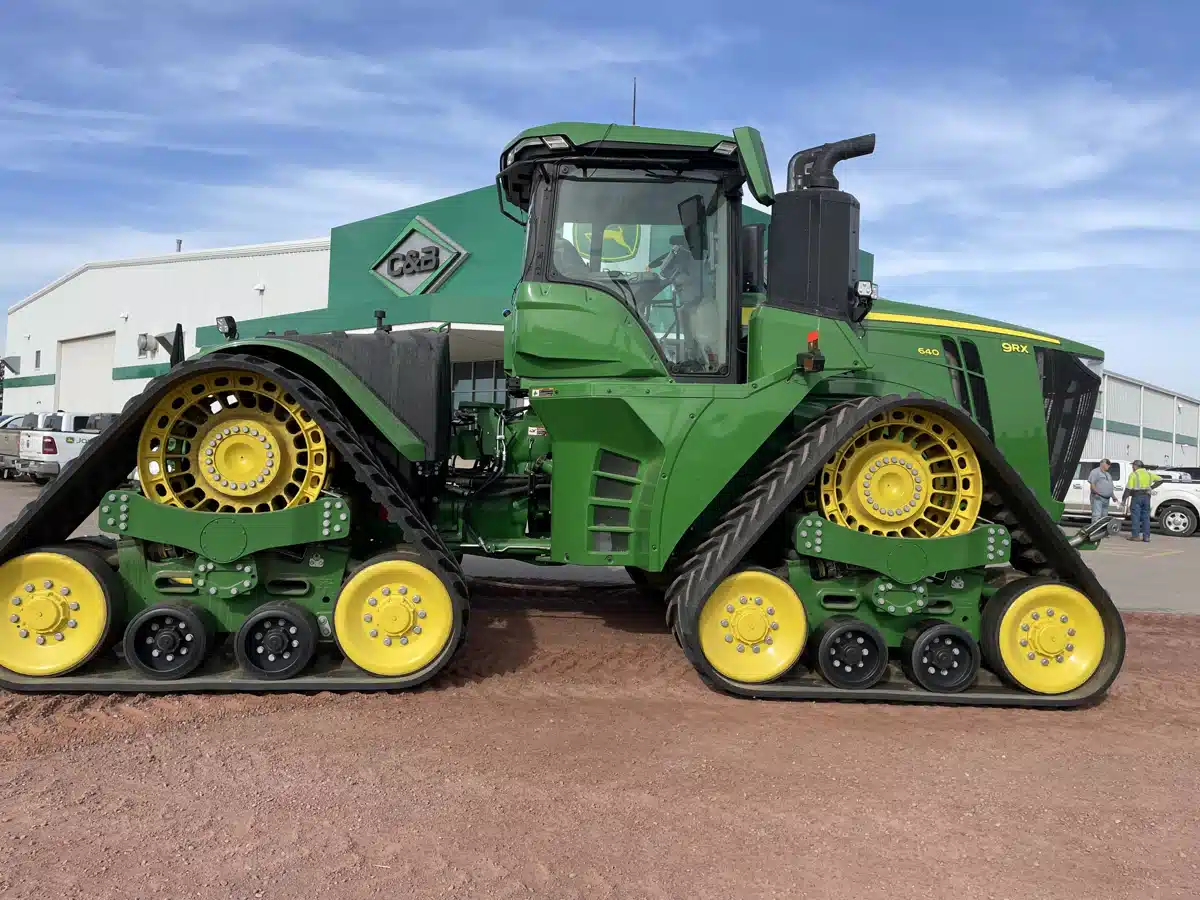 Gallery image 2 for Used 2023 John Deere 9RX 640 Tractor