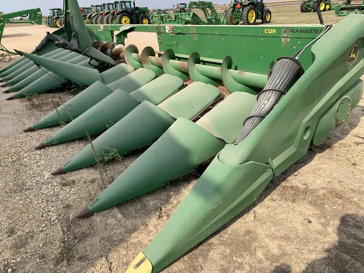 Gallery image 1 for Used 2022 John Deere C12R Header - Row Crop