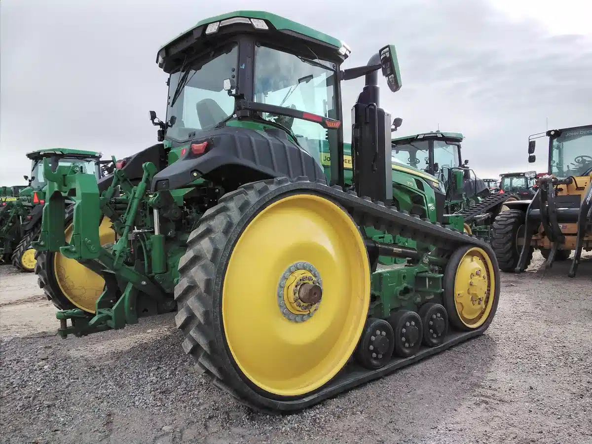 Gallery image 2 for Used 2021 John Deere 8RT 370 Tractor