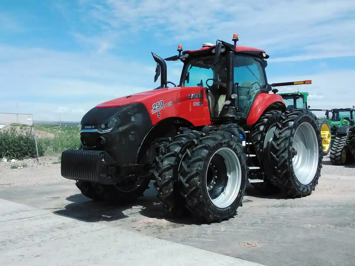 Gallery image 1 for Used 2022 Case IH MAGNUM 250 Tractor