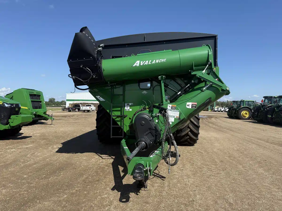 Gallery image 2 for Used 2019 Brent 2096 Grain Cart