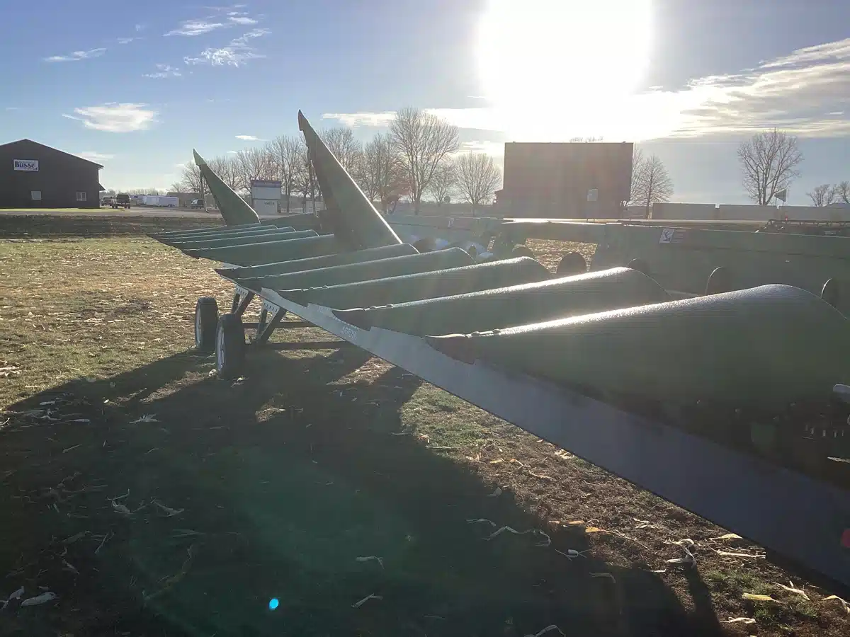 Gallery image 2 for Used 2022 John Deere C12R Header - Row Crop