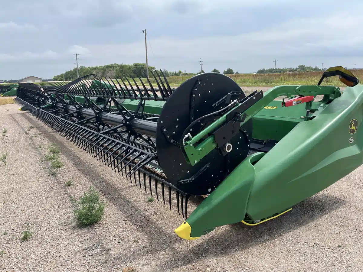 Gallery image 2 for Used 2022 John Deere HD50F Header - Flex