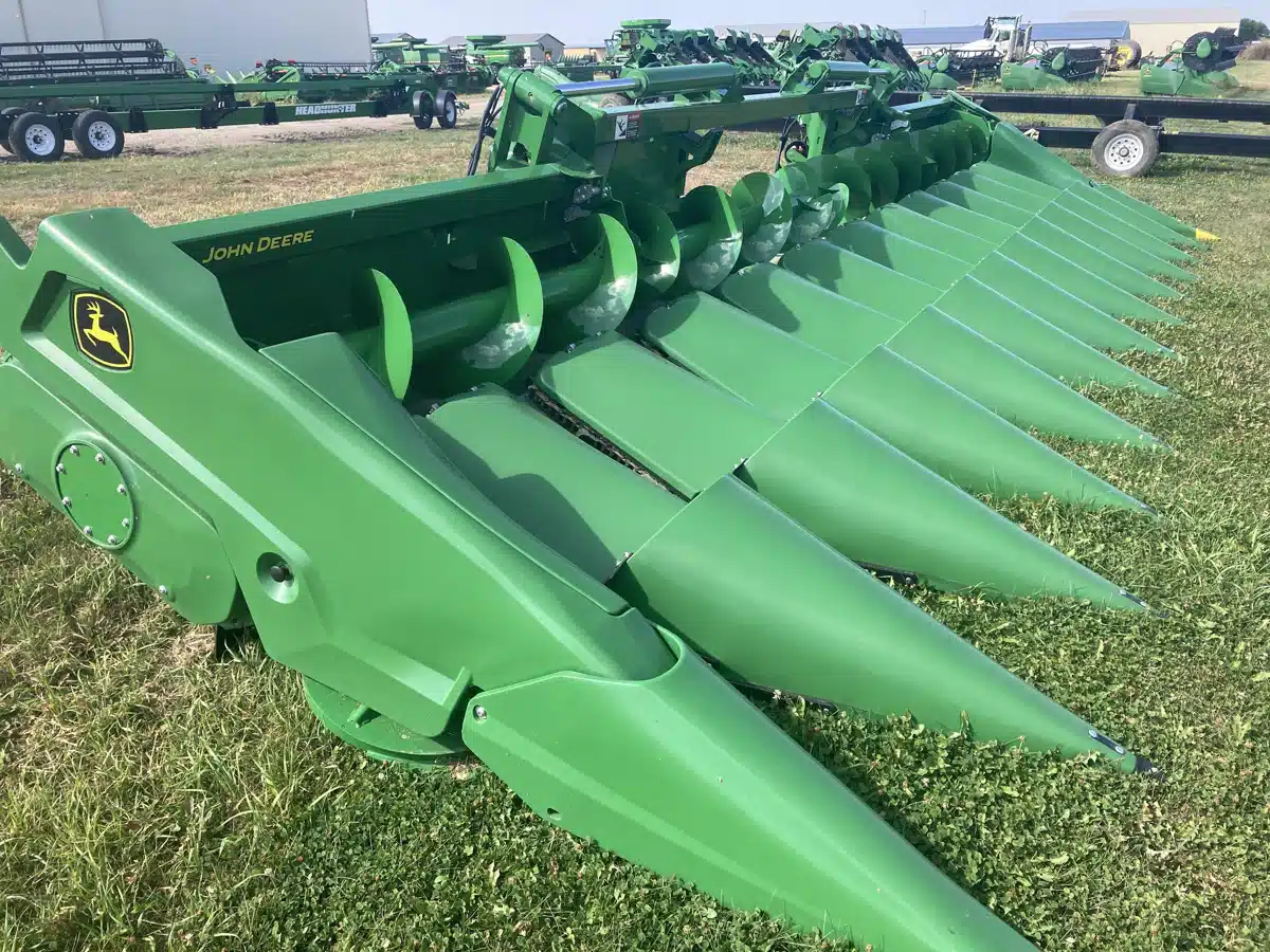 Gallery image 2 for Used 2023 John Deere C12F Header - Row Crop