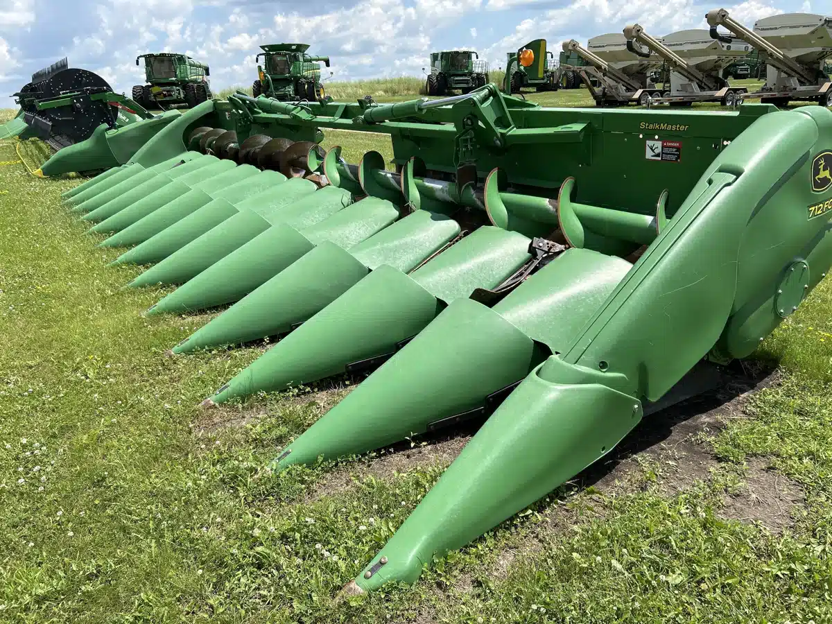 Gallery image 1 for Used 2020 John Deere 712FC Header - Row Crop
