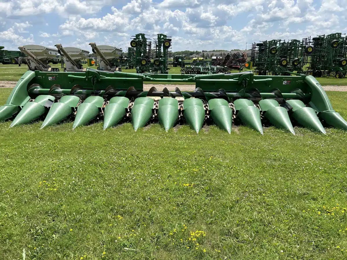 Gallery image 2 for Used 2020 John Deere 712FC Header - Row Crop
