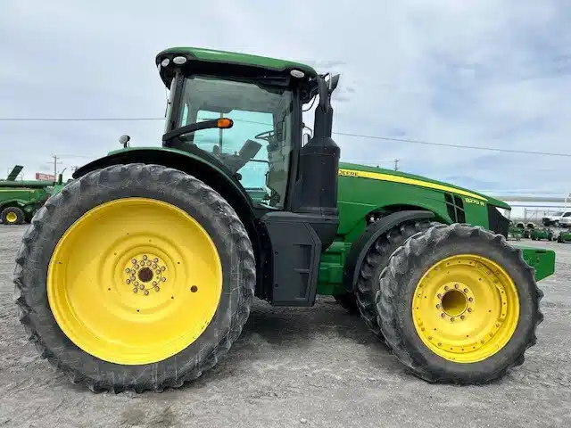 Gallery image 2 for Used 2015 John Deere 8270R Tractor