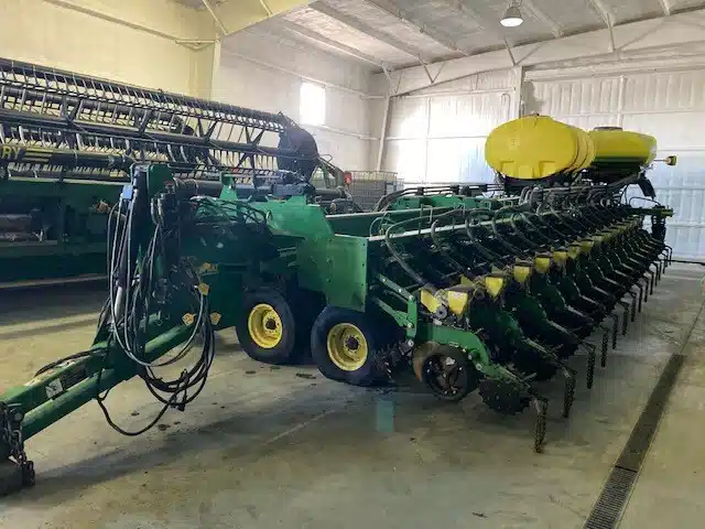 Gallery image 1 for Used 2012 John Deere DB90 Planter