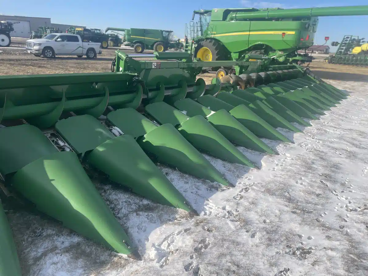 Gallery image 2 for Used 2023 John Deere C16F Header - Row Crop