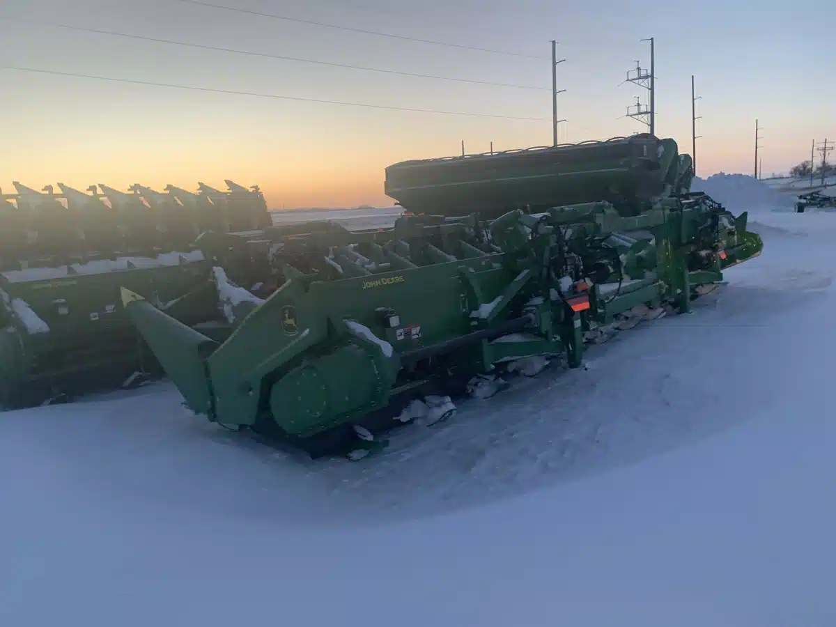 Gallery image 2 for 2023 John Deere C12F Header - Row Crop