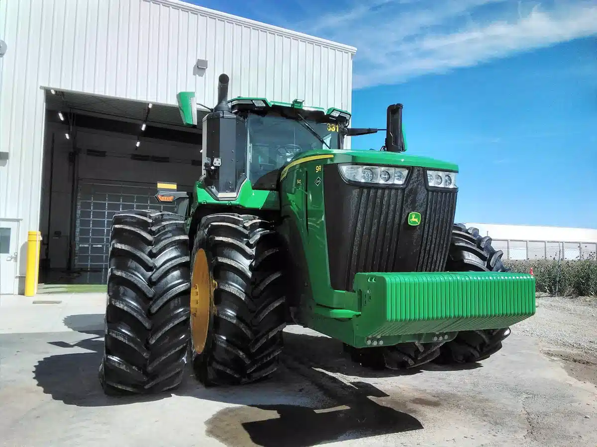 Gallery image 2 for Used 2022 John Deere 9R 540 Tractor