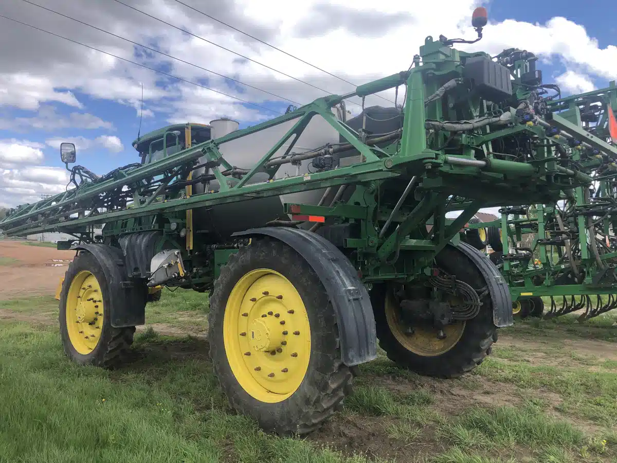 Gallery image 2 for Used 2021 John Deere 4060 Sprayer - Self Propelled