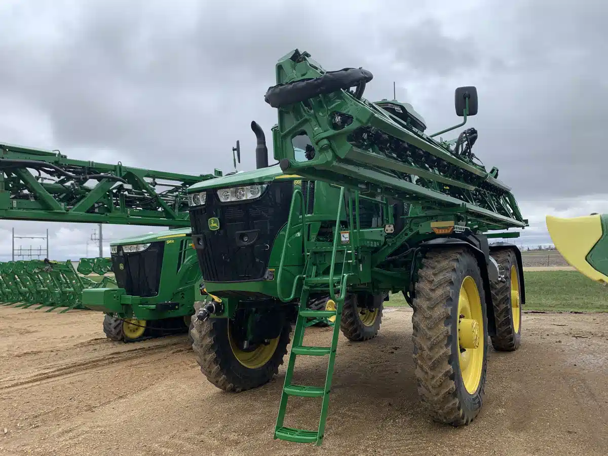Gallery image 1 for Used 2024 John Deere 616R Sprayer - Self Propelled