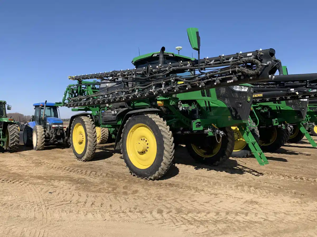 Gallery image 2 for Used 2024 John Deere 616R Sprayer - Self Propelled