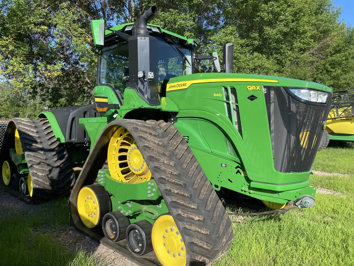 Gallery image 1 for Used 2024 John Deere 9RX 640 Tractor
