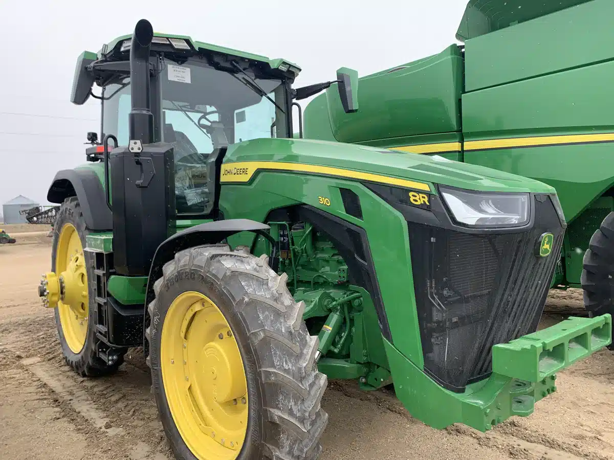 Gallery image 2 for Used 2024 John Deere 8R 310 Tractor