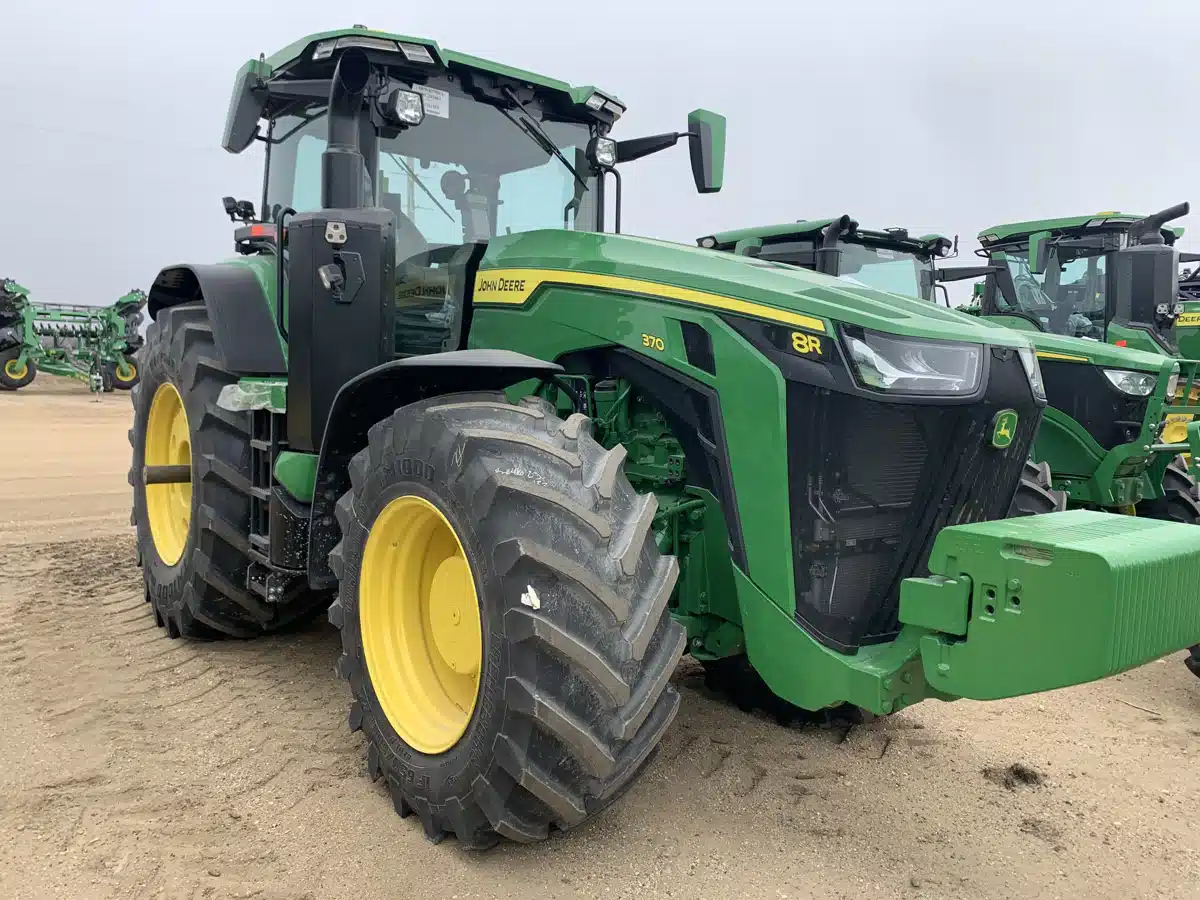 Gallery image 1 for Used 2024 John Deere 8R 370 Tractor