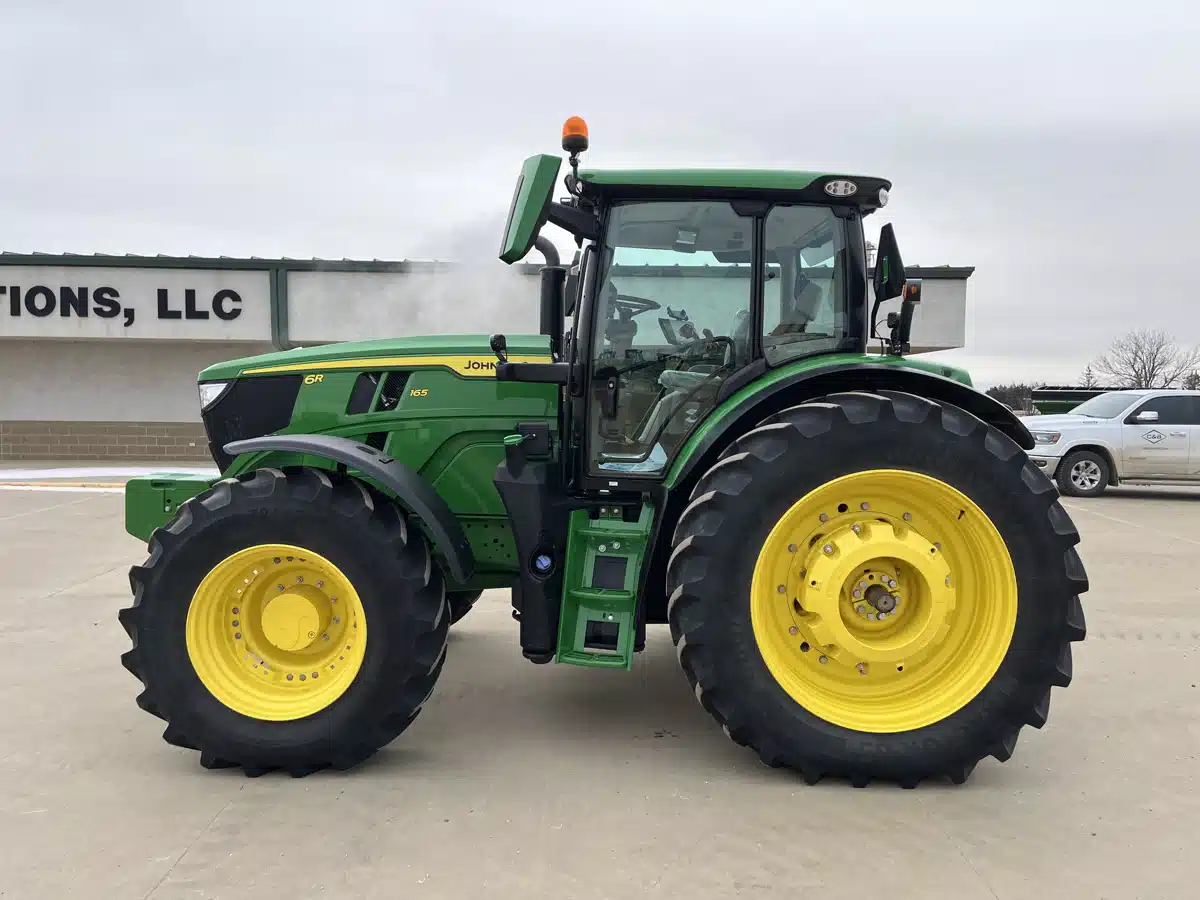 Gallery image 2 for Used 2024 John Deere 6R 165 Tractor