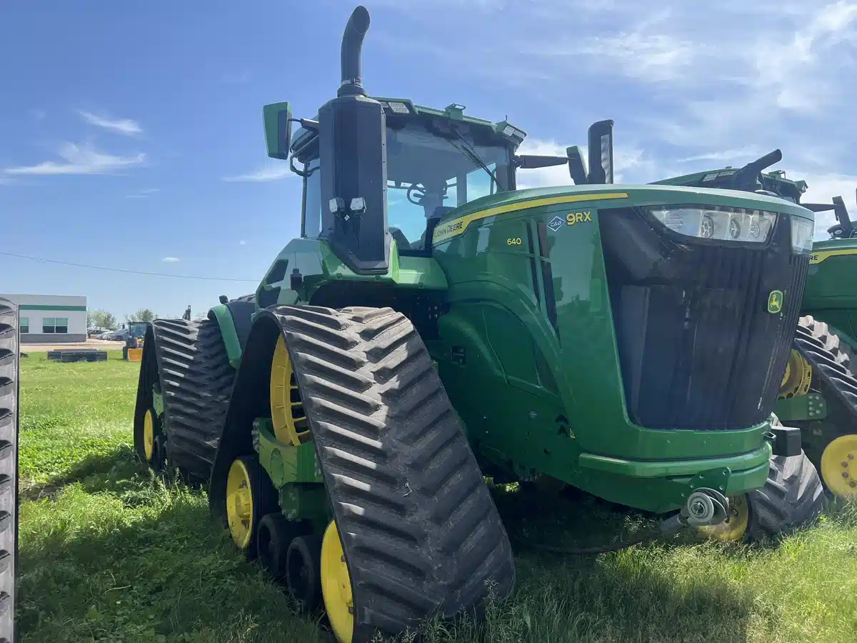 Gallery image 2 for Used 2022 John Deere 9RX 640 Tractor