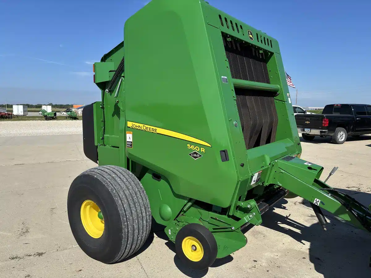 Gallery image 1 for Used 2023 John Deere 560R Round Baler