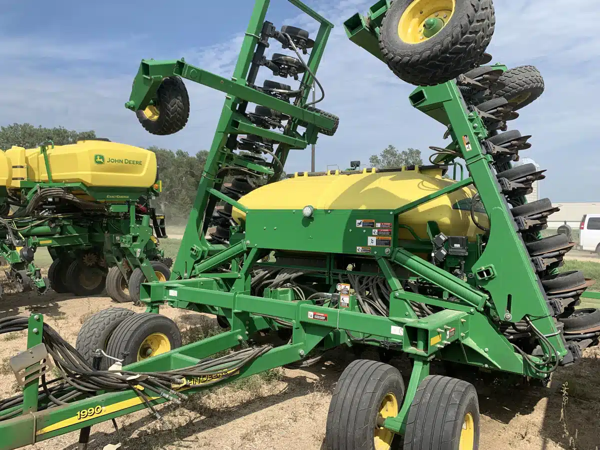 Gallery image 2 for Used 2014 John Deere 1990 Air Drill