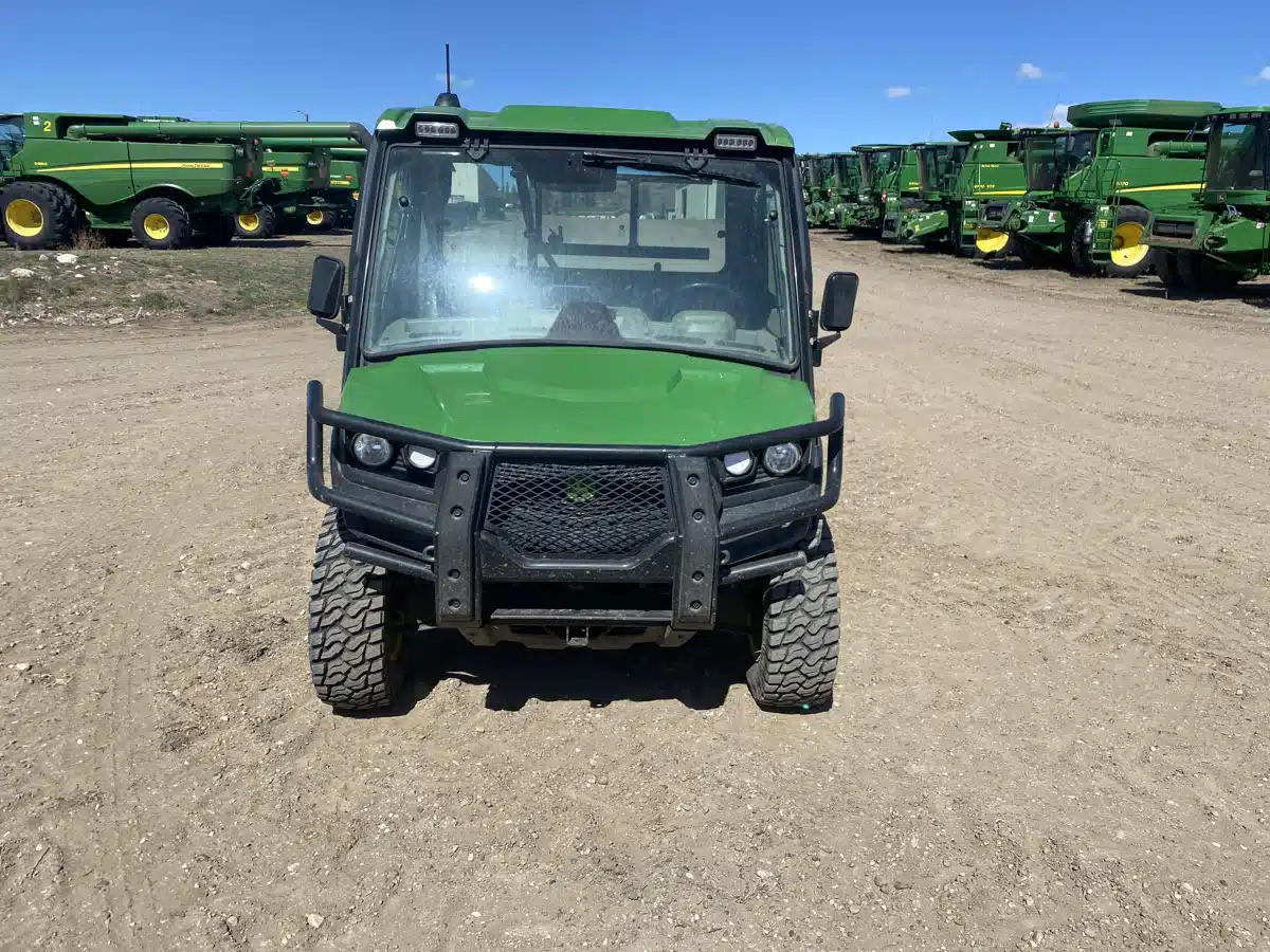 Gallery image 1 for Used 2022 John Deere XUV 835R Utility Vehicle