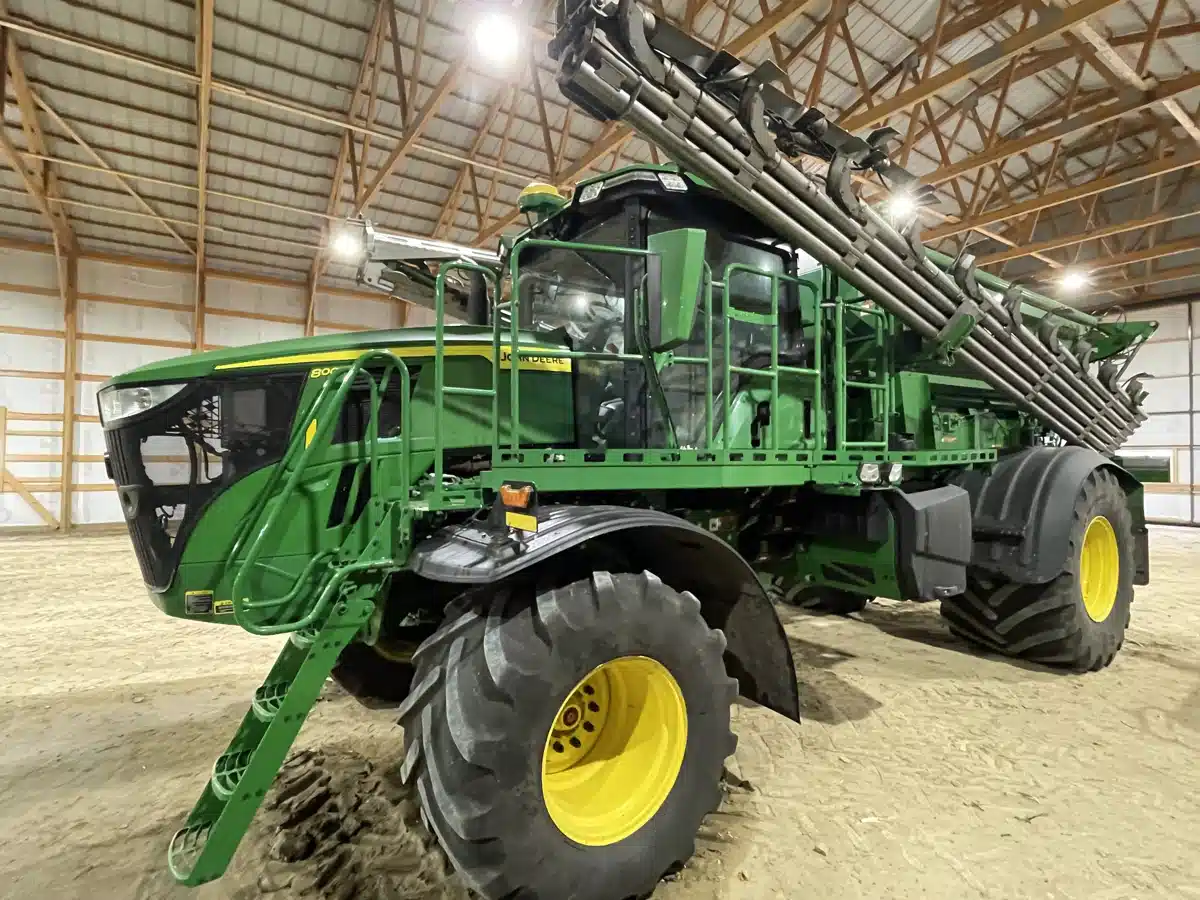 Gallery image 1 for Used 2022 John Deere 800R Anhydrous Applicator