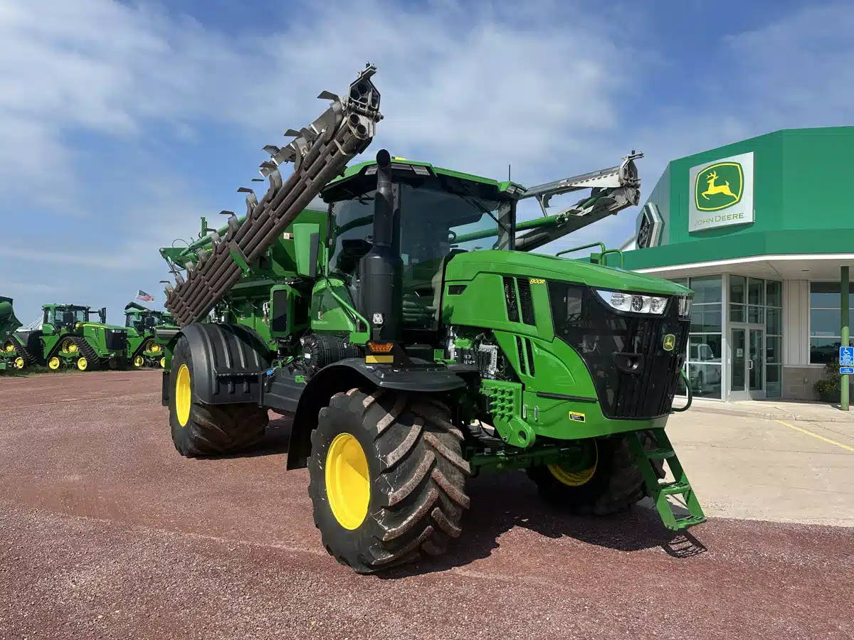 Gallery image 2 for Used 2024 John Deere 800R Anhydrous Applicator