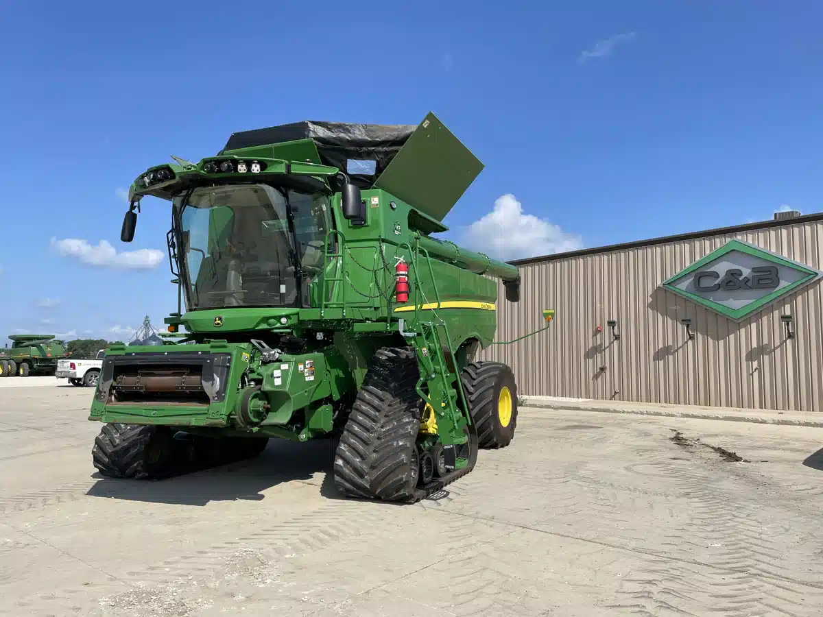 Gallery image 2 for Used 2022 John Deere S790 Combine