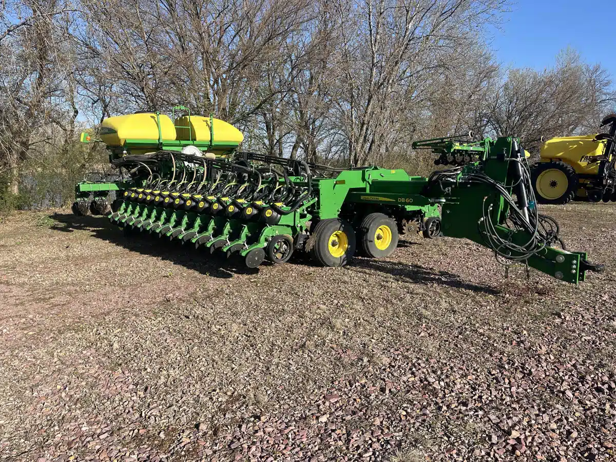 Gallery image 2 for Used 2019 John Deere DB60 Planter