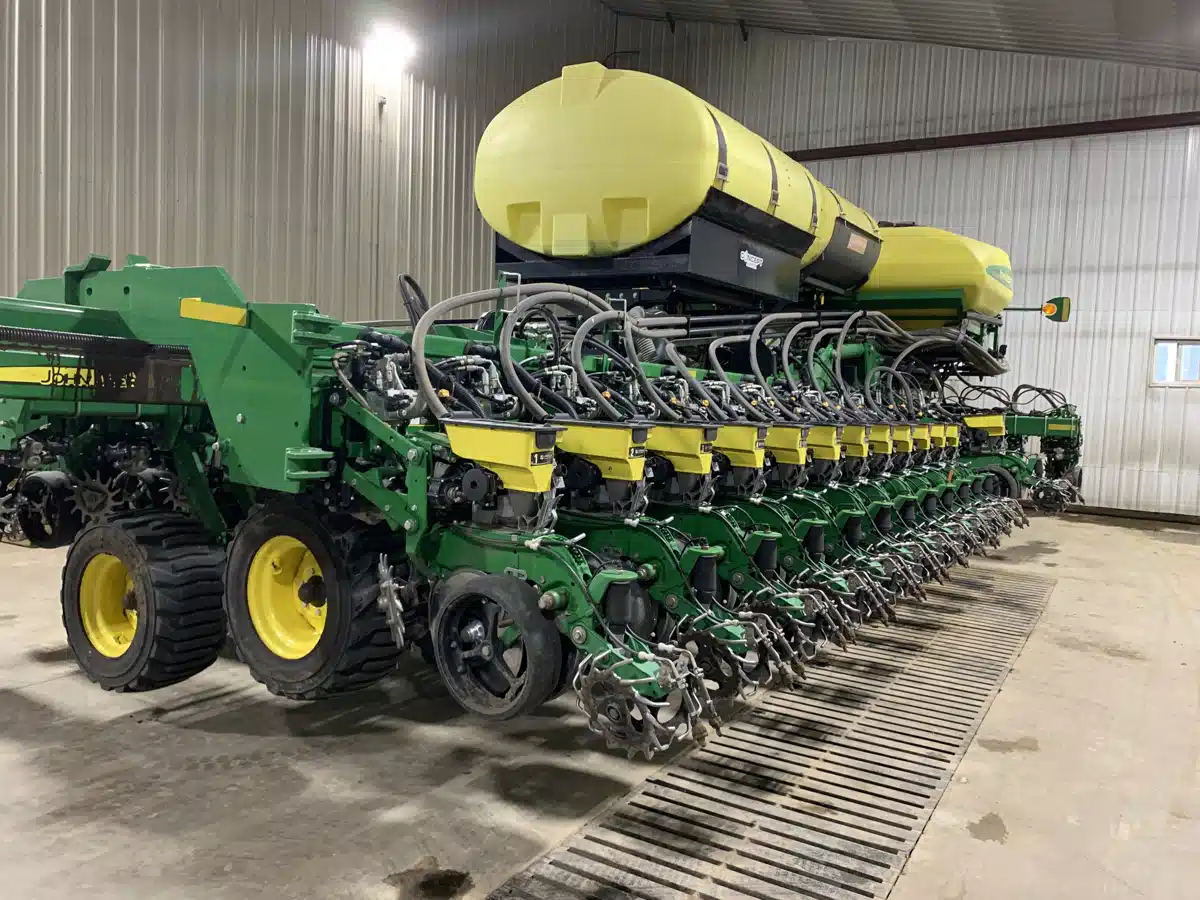 Gallery image 2 for Used 2018 John Deere DB60 Planter