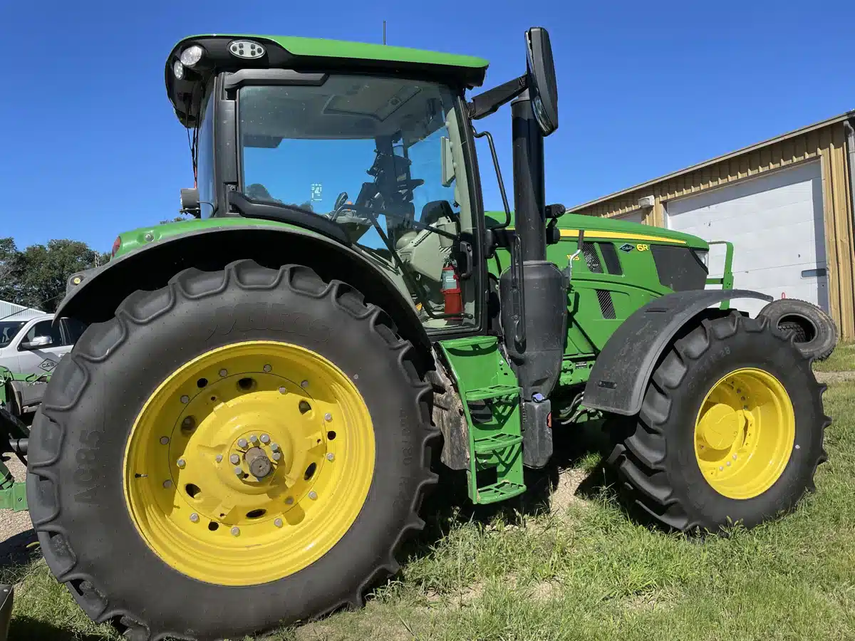 Gallery image 2 for Used 2024 John Deere 6R 155 Tractor