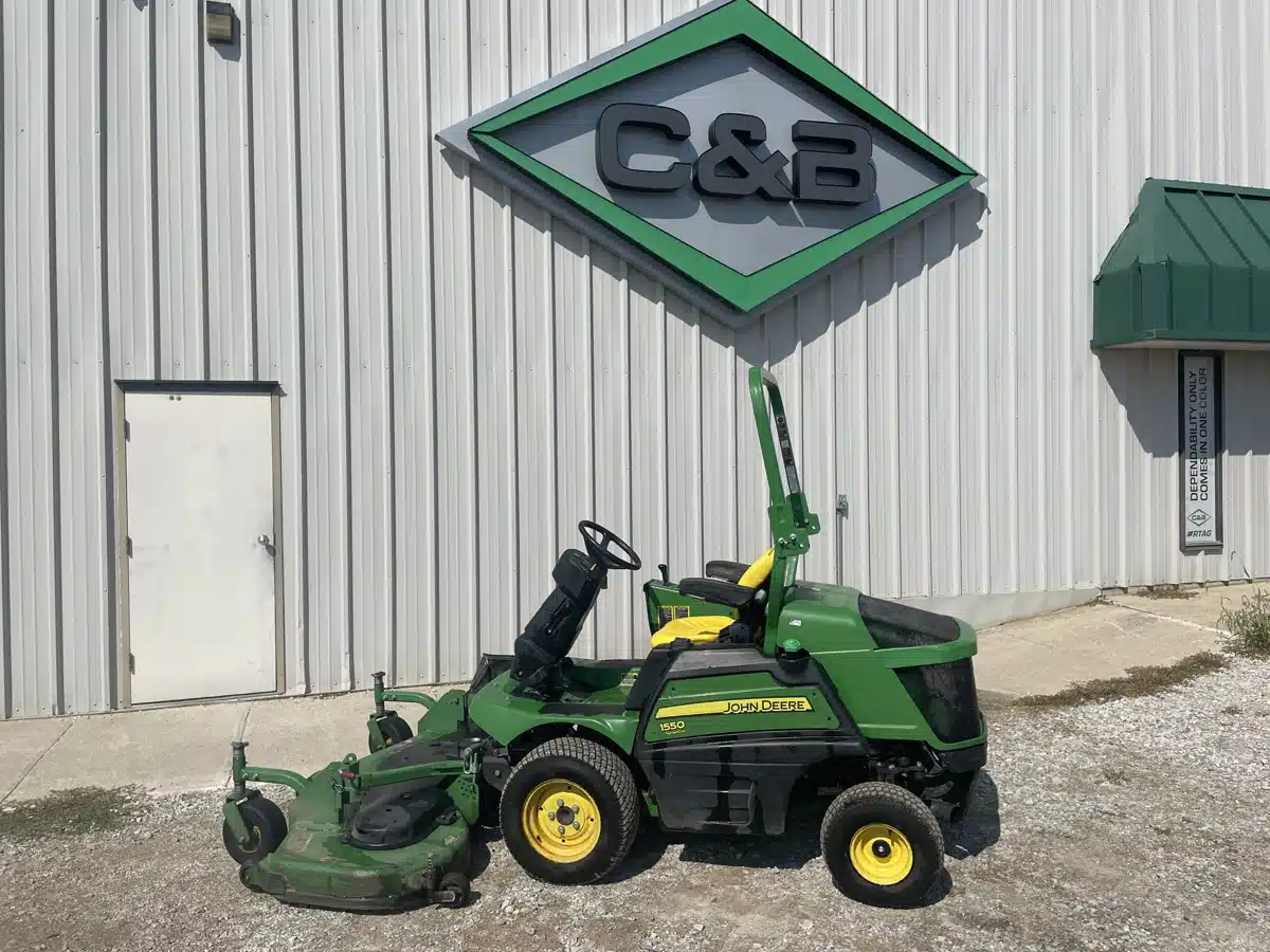 Gallery image 1 for Used 2022 John Deere 1550 Mower - Front Deck